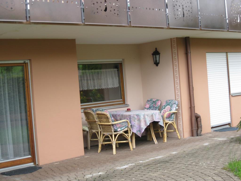Ferienwohnung Kulla Albstadt Zimmer foto